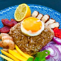 A picture of Shrimp Paste Fried Rice.
