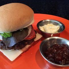 A picture of Beef Patties.