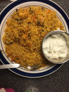 तीखी मुर्ग बिरयानी (Teekhi Murg Biryani recipe in Hindi) रेसिपी मुख्य फोटो