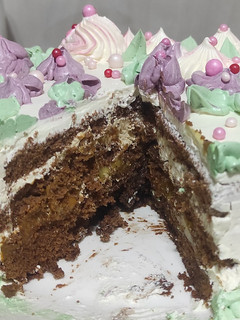 Una foto de Buttercream con merengue suizo
