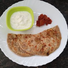 A picture of Bombay Mix Aloo Paratha.
