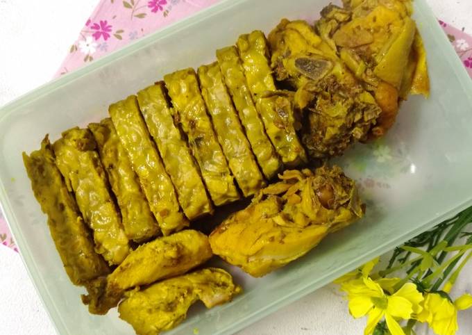 Resep Meal Prep : Ayam & Tempe Ungkep Bumbu Kuning oleh tia kurnia ...