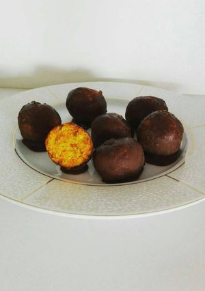 Una foto de Trufas de zanahoria y coco (crudivegana)
