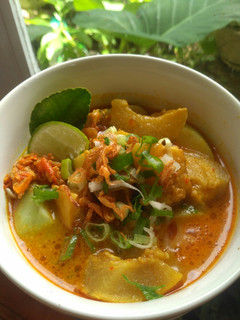 Foto resep Lontong kikil Surabaya