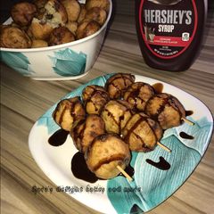A picture of Chocolate chips puff puff.