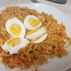 A picture of Sesame, Pak Choi & Egg Noodles.