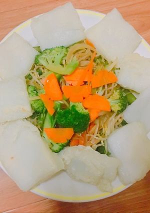 Hình của món Phở chiên phồng (phiên bản chay).