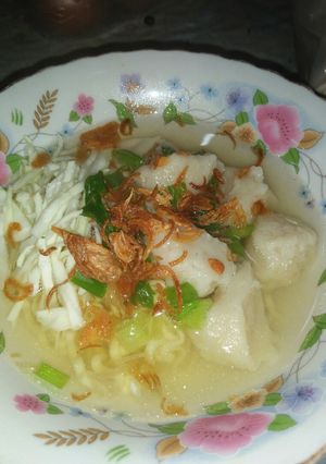 Foto resep Bakso ayam sederhana.