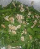 Tép rông xào rau ngổ