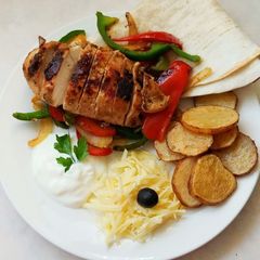 Mexican chicken fajitas A picture of Mexican chicken fajitas.