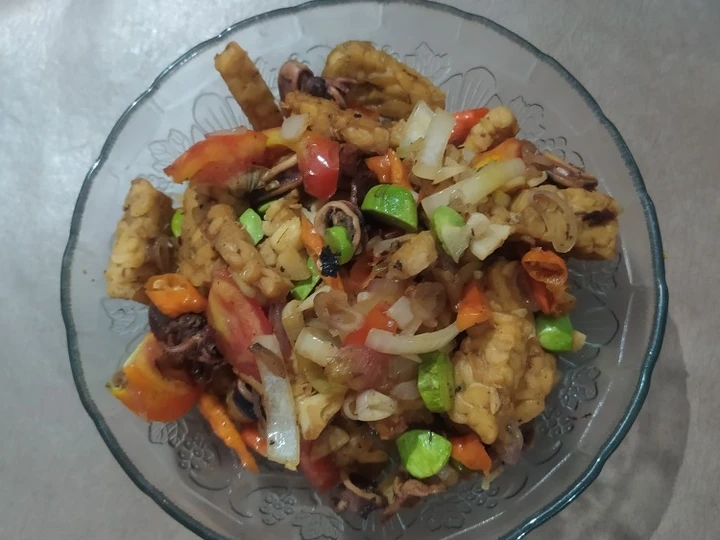 Langkah Gampang Membikin Resep  Tumis tempe cumi asin yang Bikin Ngiler, Sempurna