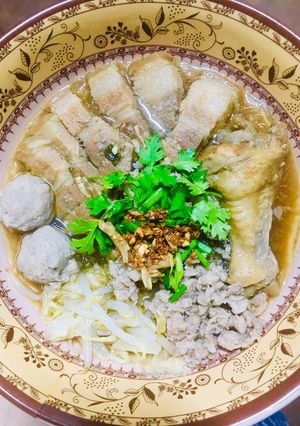 รูปของ ก๋วยเตี๋ยวเส้นแก้วหมูไก่ตุ๋น คีโต