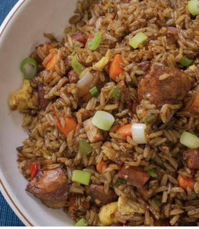Una foto de Arroz Chino Frito al estilo venezolano