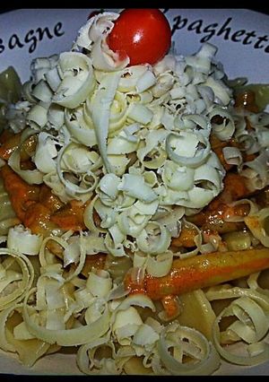 Zöldbabpörkölt tejföllel recept fotója