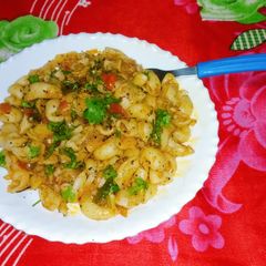 A picture of Macaroni pasta.