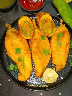 जोधपुरी मिर्ची वड़ा (Jodhpuri Mirchi voda recipe in hindi) रेसिपी मुख्य फोटो