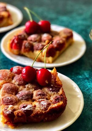 A picture of Cherry clafoutis.