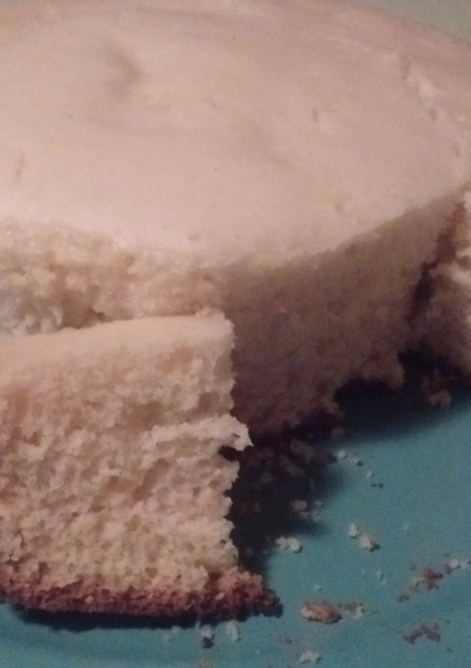 Una foto de Bizcochuelo esponjoso super fácil para olla essen