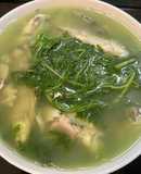 Canh cá diếc ngải cứu