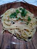 Garlic lovers spicy linguine and clams