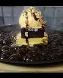 Sizzling Brownie(Mango ice cream, brownie sizzler)