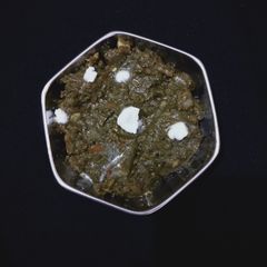 A picture of Sarso ka saag.
