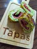 Tapas con rotolo frittata di zucchina