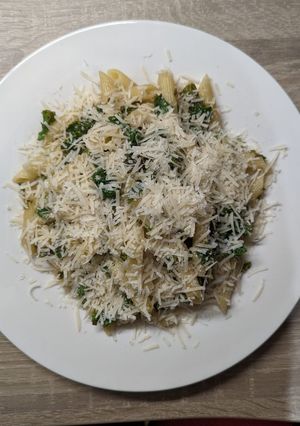 A picture of Kale Anchovy Pasta.