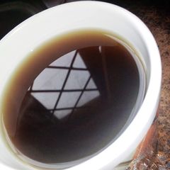 A picture of Lipton with ginger tea.
