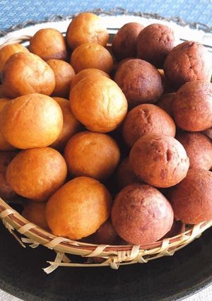 A picture of 🧑🏽‍🍳🧑🏼‍🍳 Sweet Potato Recipe • Thai Sweet Potato Balls •Easy Sweet Snacks |ThaiChef food.
