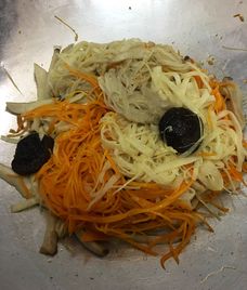 măng tươi xào nấm