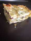 Pasticcio di patate, fagiolini, cotto al profumo di pesto