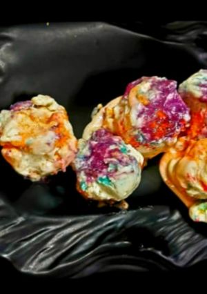 A picture of Colourful Ice cream.