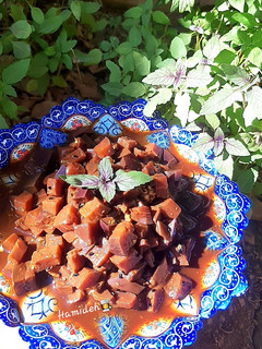 عکسی از دستور ترشی بادمجان با رب انار (Pickled eggplant)😋