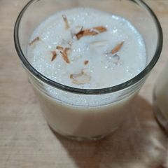 A picture of Mango crush lassi.