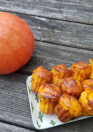 Une photo de Cannelés au potimarron