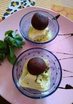 A picture of Thandie ice cream with chocolate stuff gulab jamun.