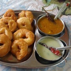 A picture of Urad Dal Vada or medu vada.