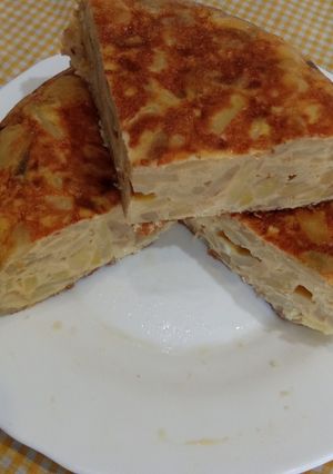 Una foto de Tortilla de patatas y cebolla con preparado de Findus