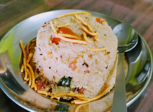 A picture of Tomato, Onions Rava Upma.