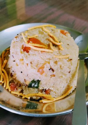A picture of Tomato, Onions Rava Upma.