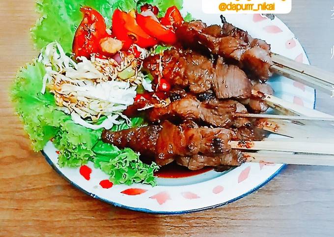 Standar Bagaimana cara buat Sate daging kambing hidangan Hari Raya yang sedap