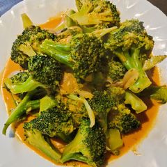 Curry Broccoli A picture of Curry Broccoli.