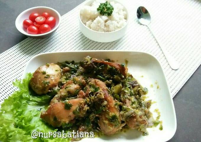 Resep Ayam Cabe Ijo ala Padang oleh Nur Sabatiana - Cookpad