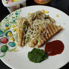 A picture of Cheesy veg sandwich.