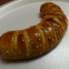 A picture of Caterpillar Bread.
