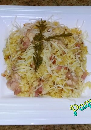 Una foto de Risotto aromatizado con romero 🥘