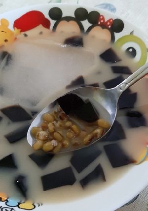 Foto resep Bubur kacang hijau dicampur cincau...hmmmm nyammiiii
