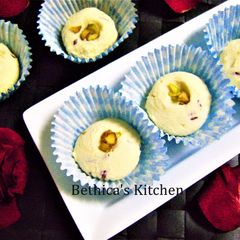 A picture of Rose Sandesh.