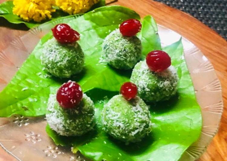 Recipe of Award-winning Paan and coconut ladoo